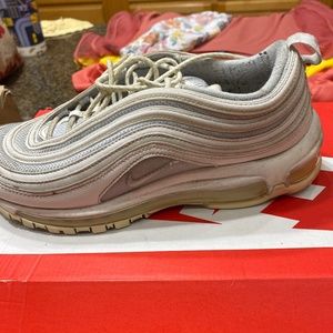 Women’s Nike Air Max 97